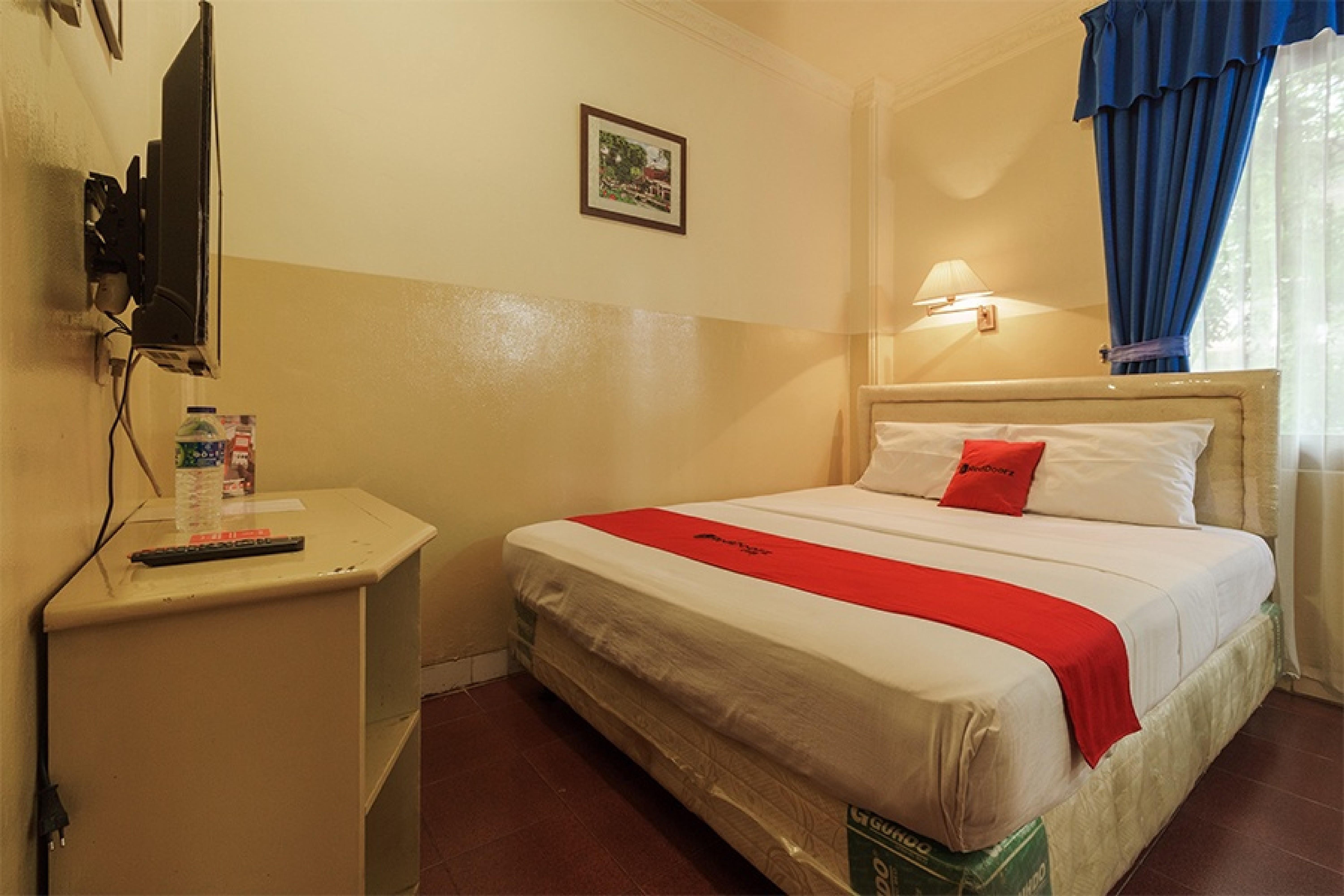 Reddoorz @ Jalan Jaksa Джакарта Экстерьер фото